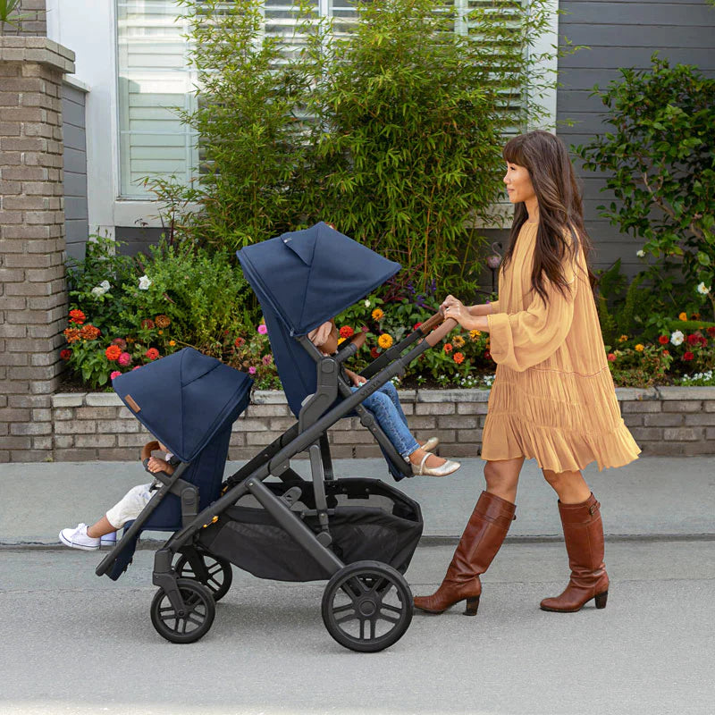 What's the difference? UppaBaby Vista V2+ vs. V2 Rumble Seat