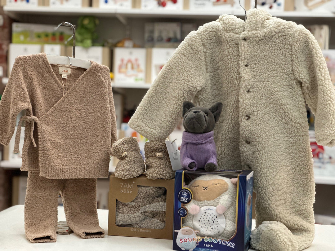 5 Cozy Gifts For Your Little Cuddler