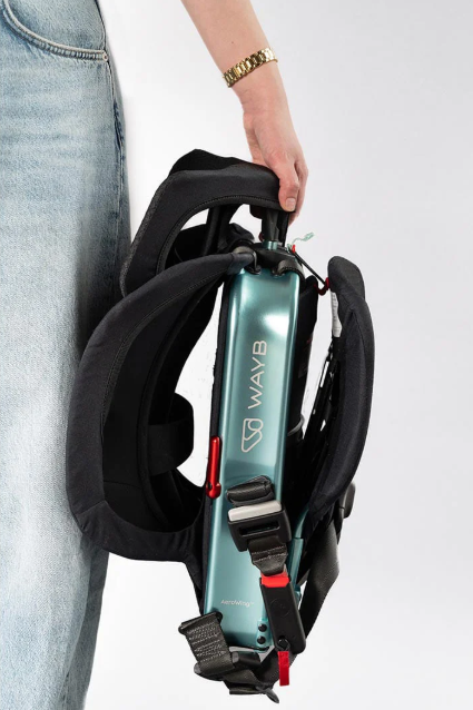 WayB Pico lightweight travel car seat in Juniper Green