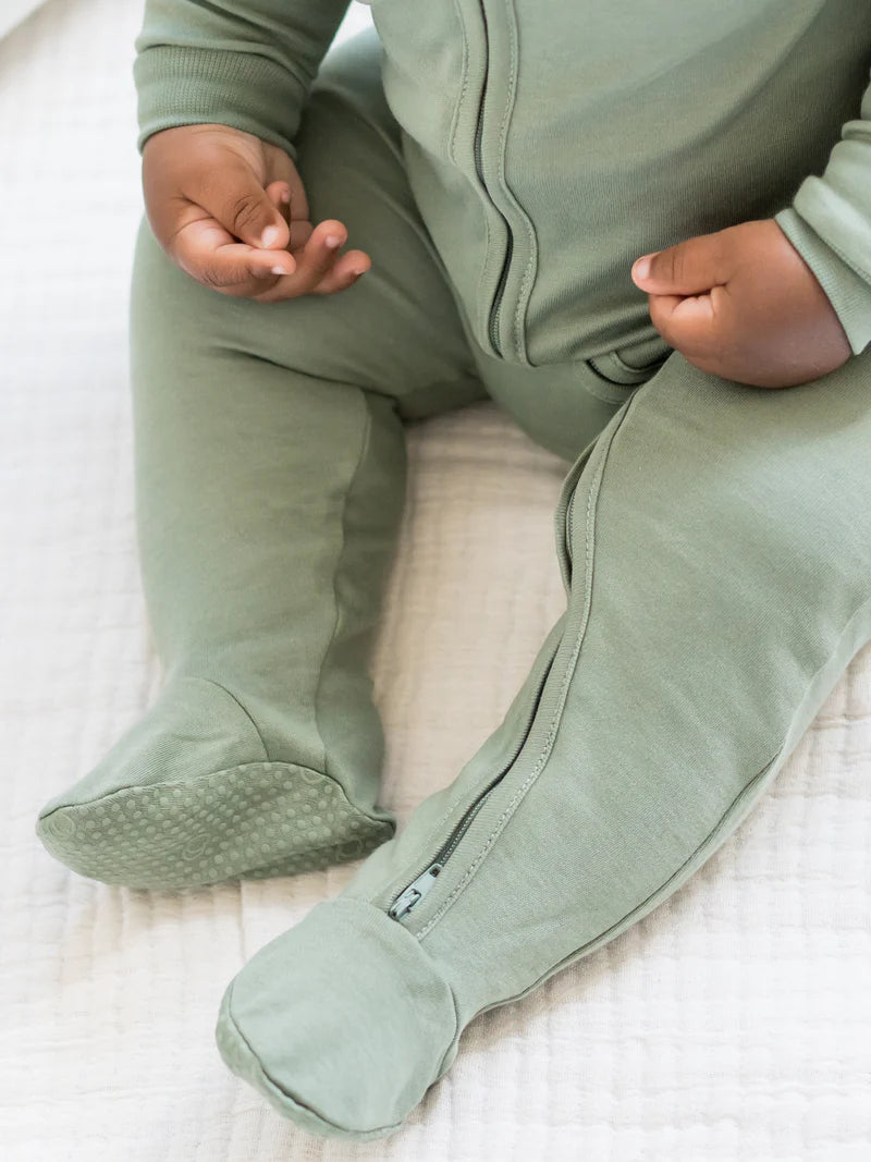 Peyton Zipper Sleeper by Colored Organics