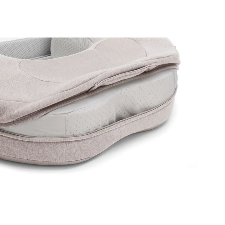 Babesta Elysia Nursing Pillow by Inglesina 
