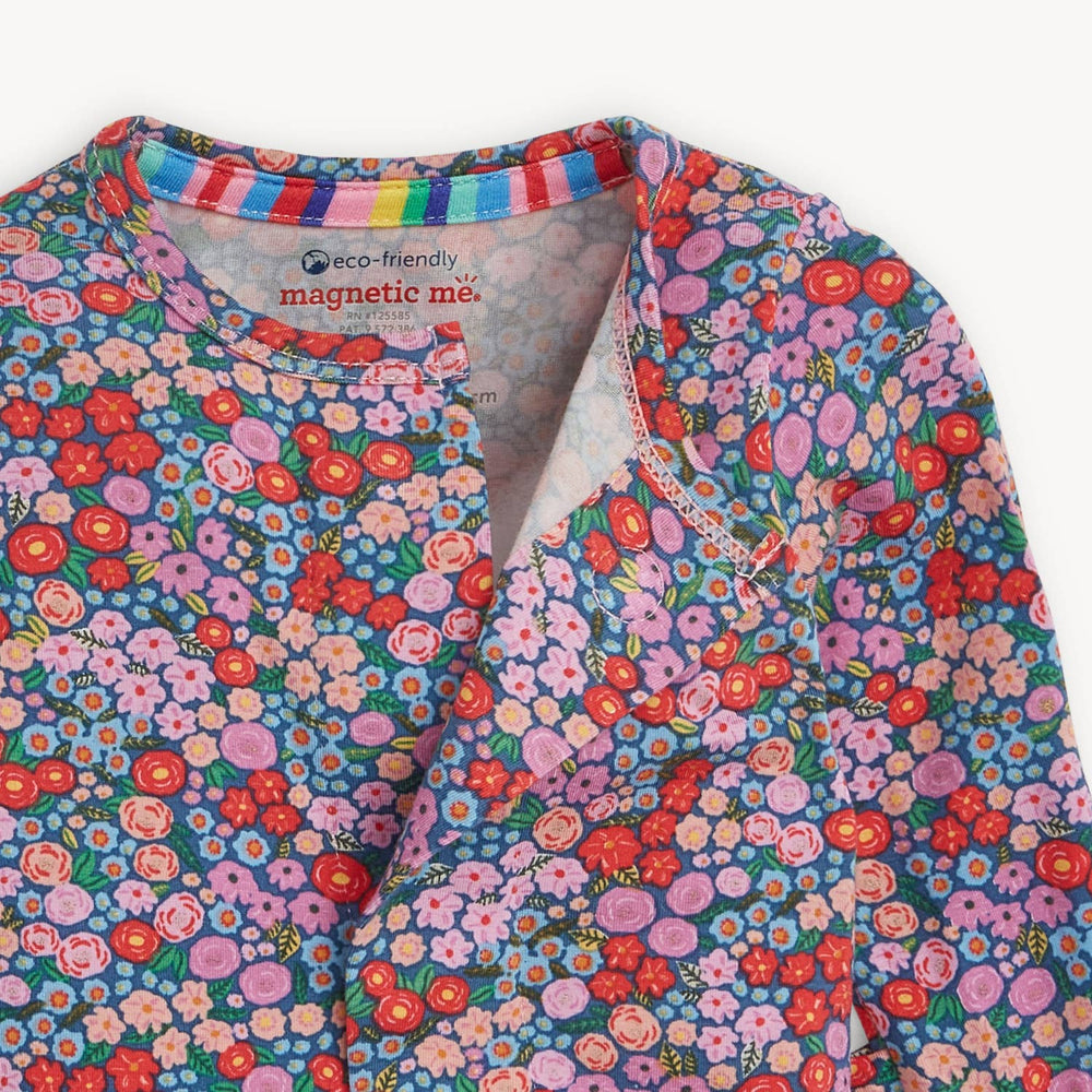 Magnetic Footie - Lily Floral by Magnetic Me 