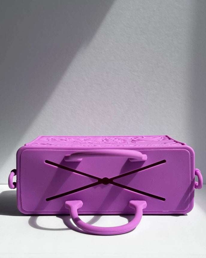 Babesta Mon Petite Tote Handbag Shaped Snack Holder by MoonFare