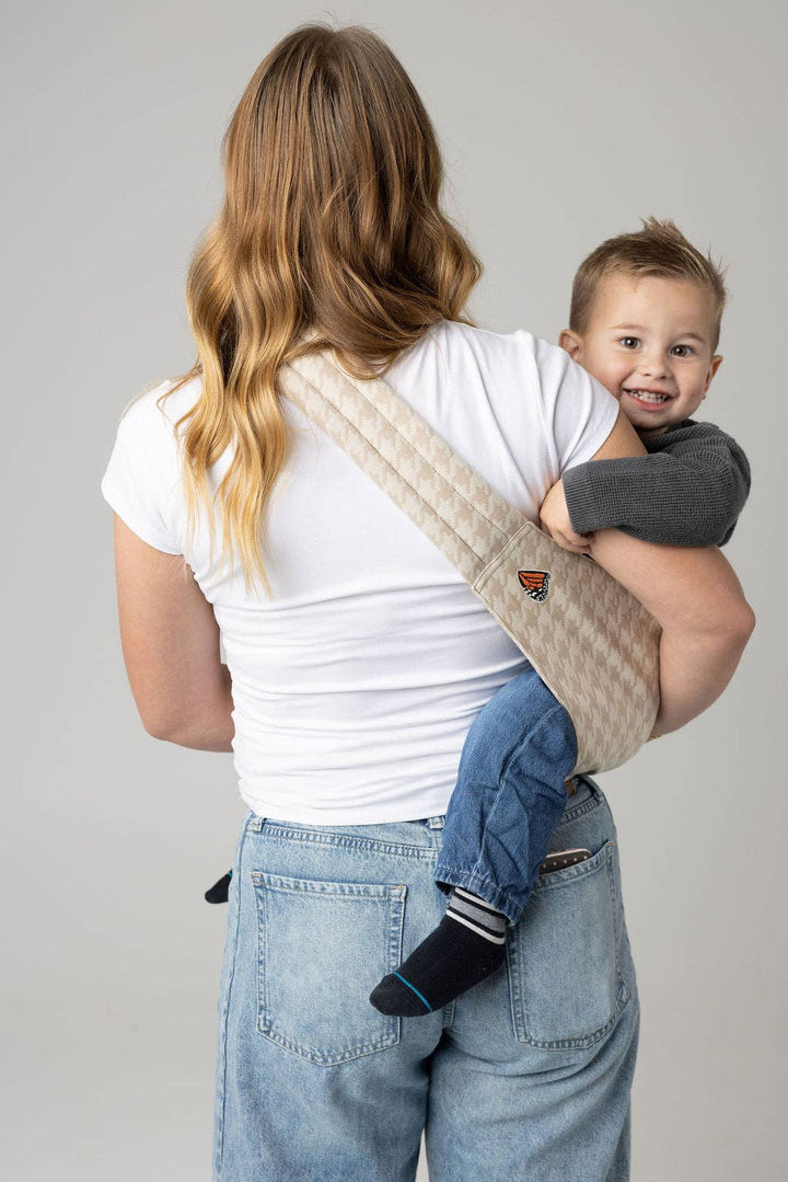 Babesta Monarch Toddler Sling Houndstooth by Mabe