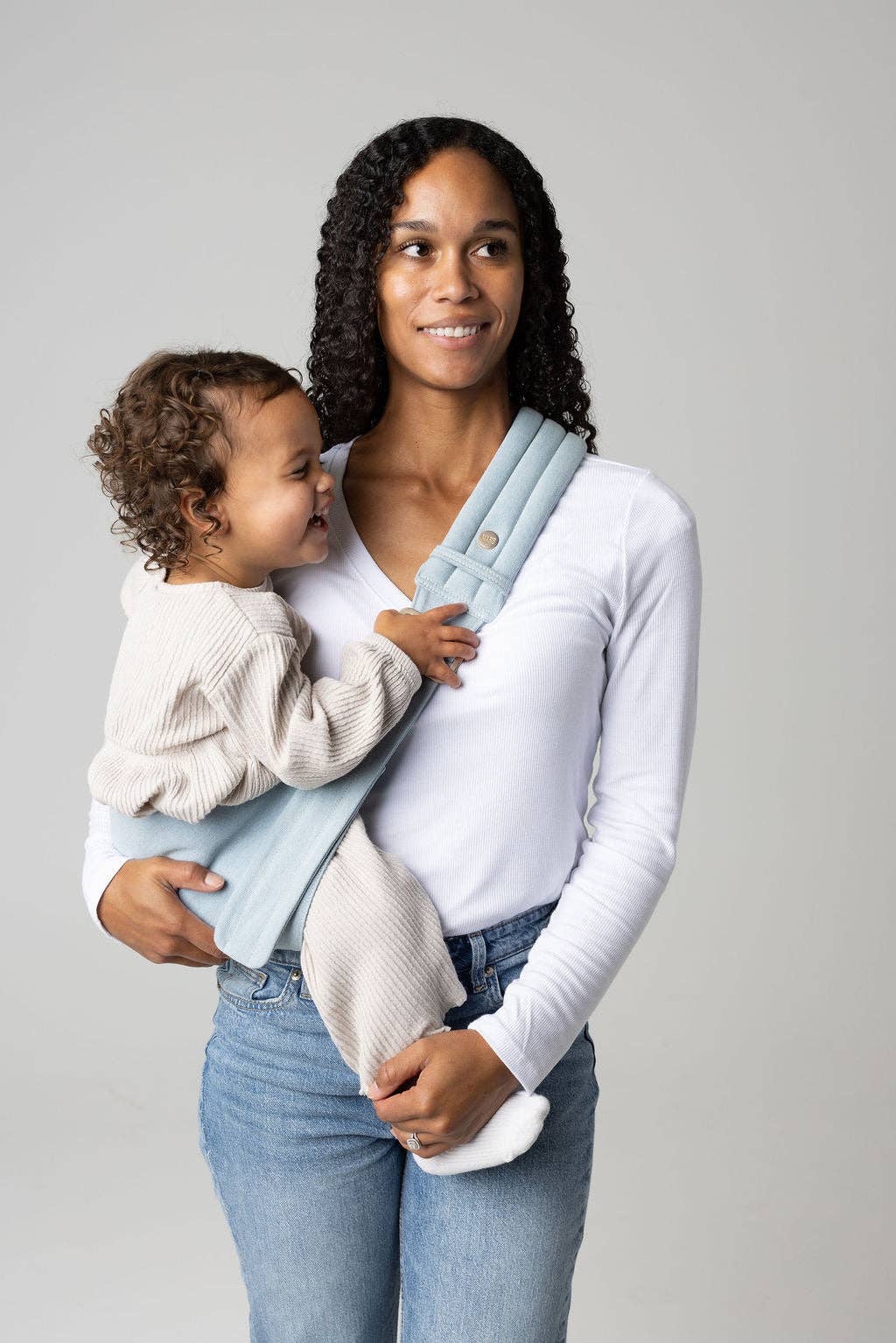 Babesta Monarch Toddler Sling by Mabē