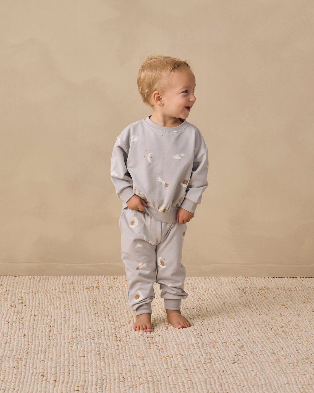 Babesta Relaxed Sweatpants Sky Friends by Quincy Mae