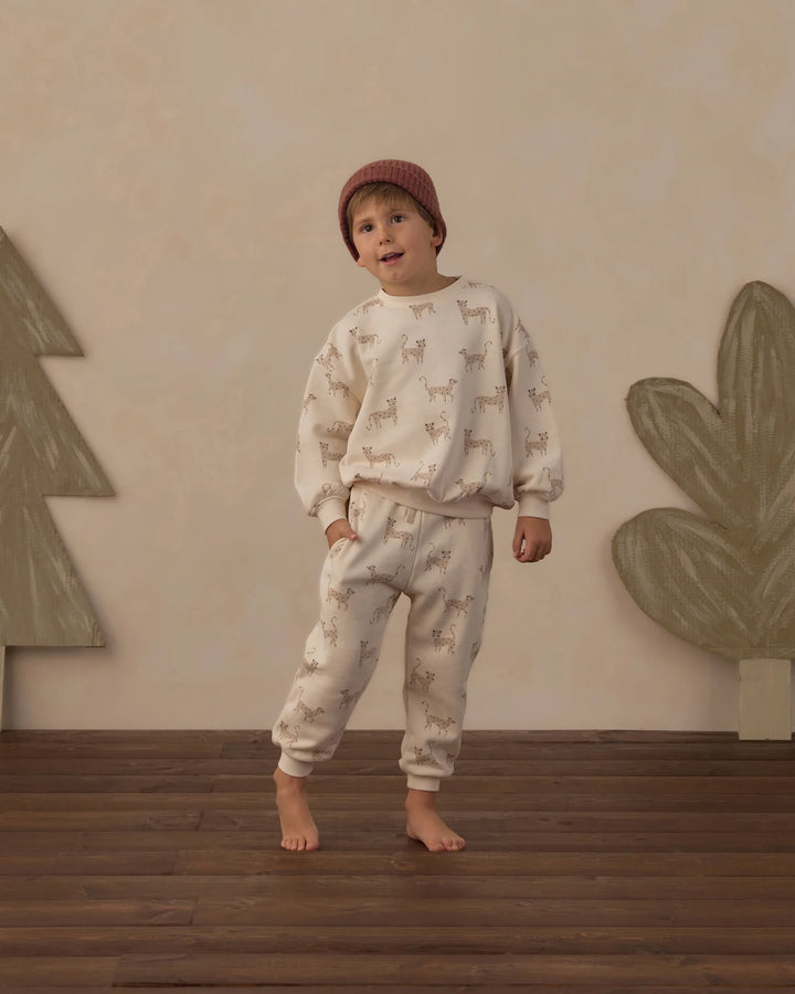 Babesta Relaxed Sweatshirt Leopards by Rylee + Cru