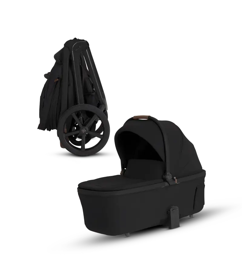 Babesta Silver Cross Cove 2 Compact Bassinet