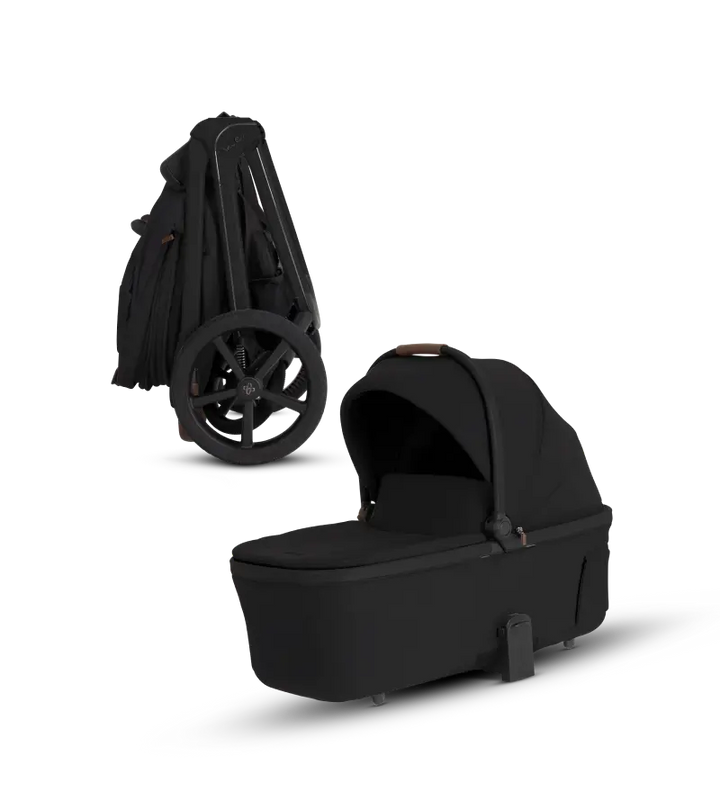 Babesta Silver Cross Cove 2 Compact Bassinet