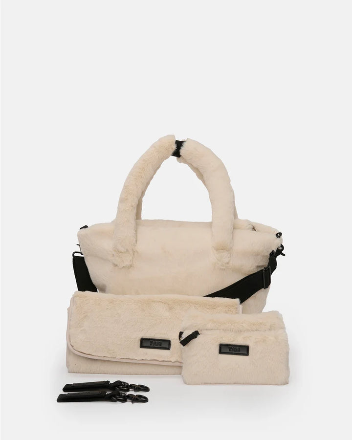 Babesta Ushuaia Tote Arctic Faux Fur by 7AM Enfant