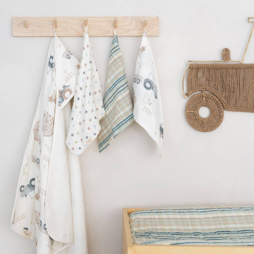 Farmhouse Tractor Hooded Towel & Wash Cloth Set