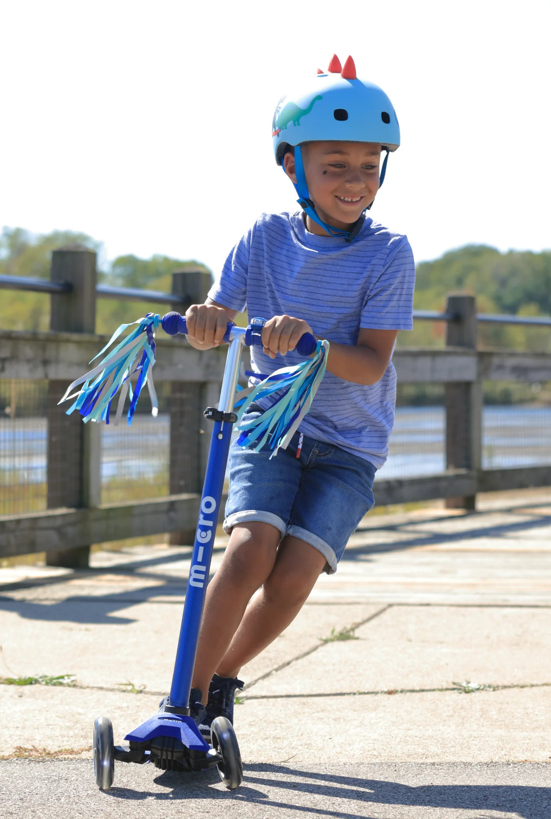 Maxi Deluxe LED Scooter in Blue White - Babesta