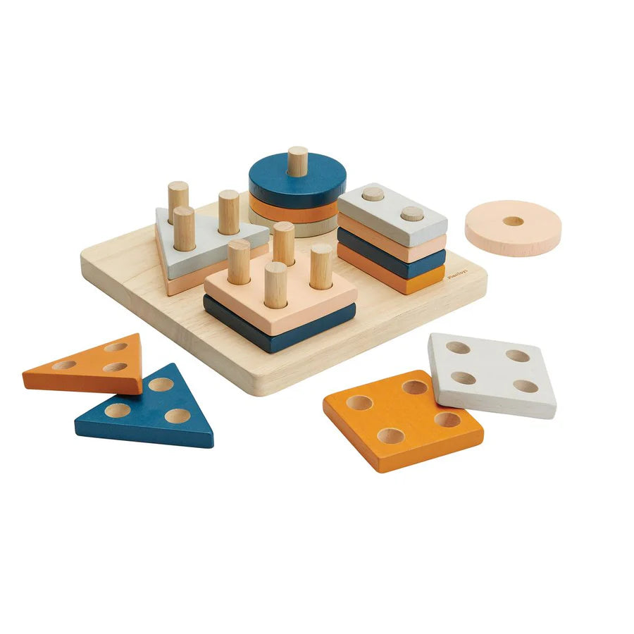 Geometric Sorting Board by PlayToys