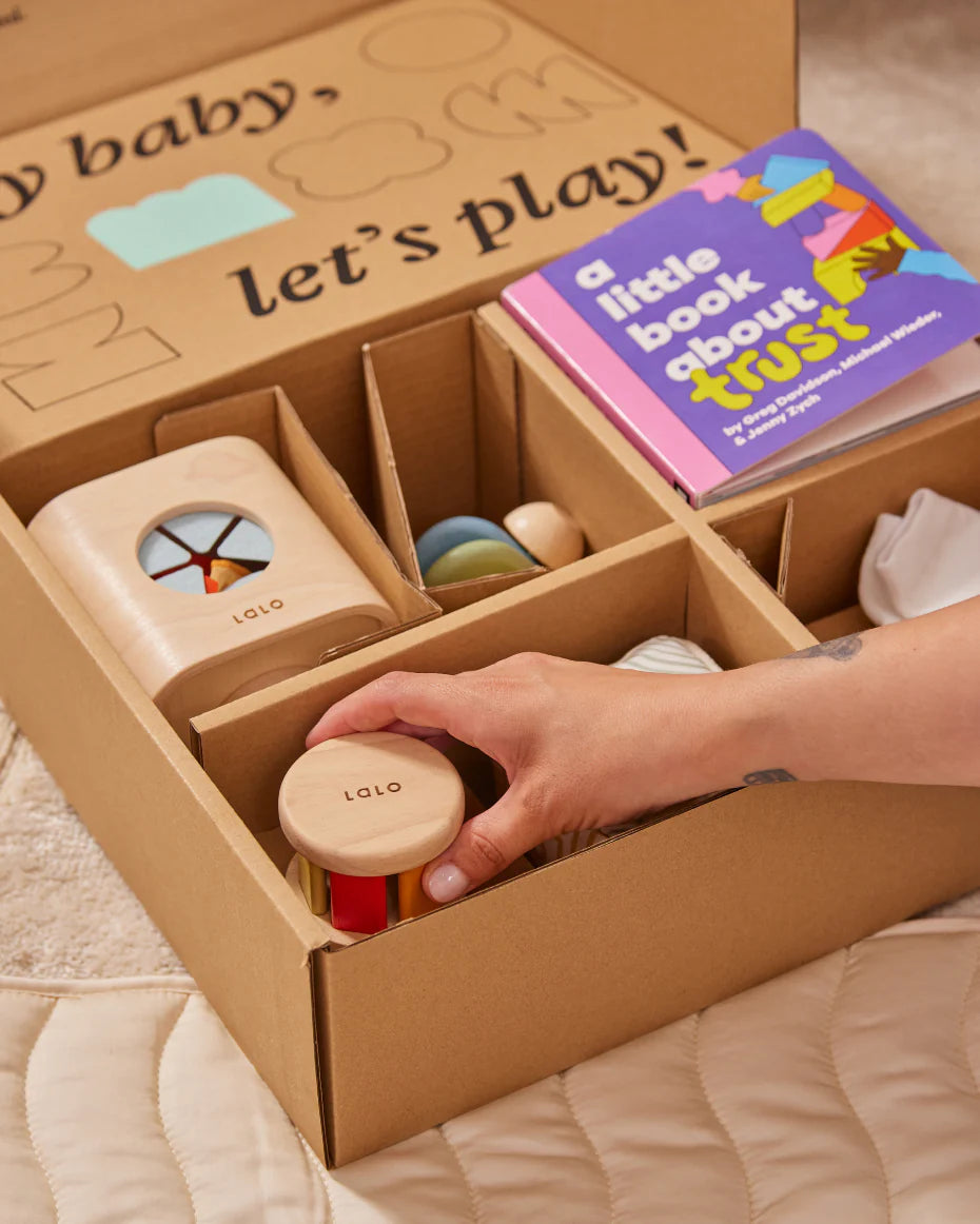 The Play Box: 5-6 Months by Lalo