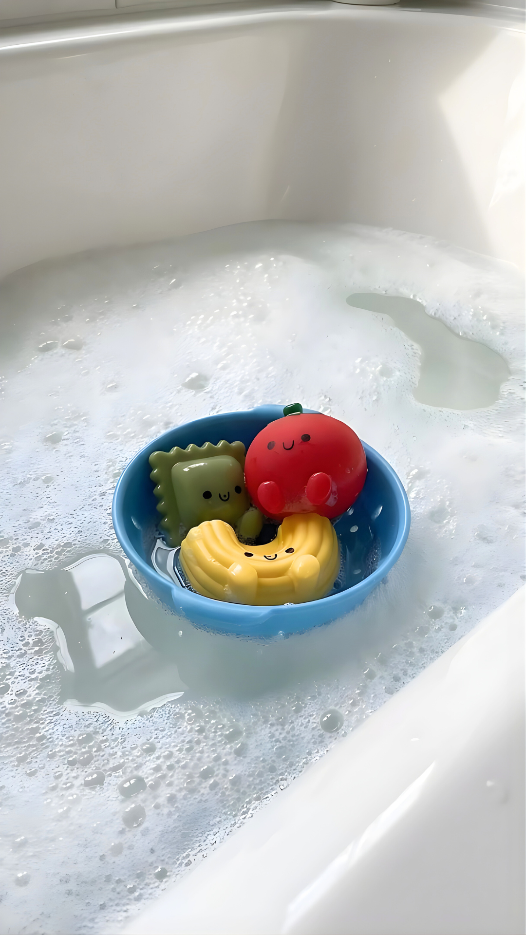 Pasta Itzy Splash Pals by Itzy Ritzy