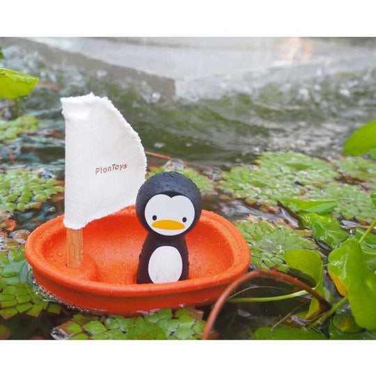 The Sailing Boat Penguin by PlanToys