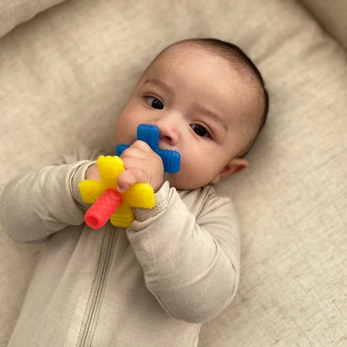 Teensy Tube Teether by Itzy Ritzy