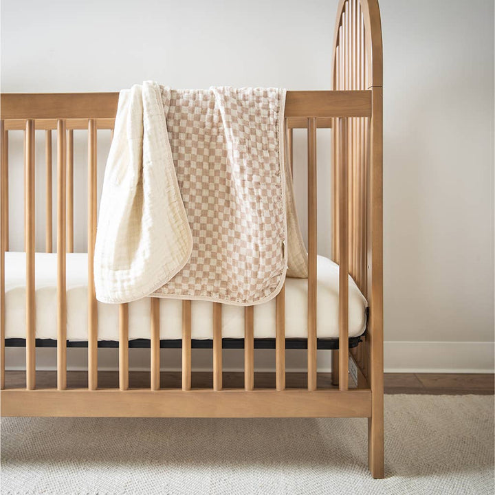 Itzy Muslin Blanket 