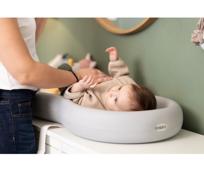 Keekaroo Peanut Changer | Waterproof Easy-to-Clean Diaper Changing Keekaroo Peanut Changer | Waterproof Easy-to-Clean Diaper Changing