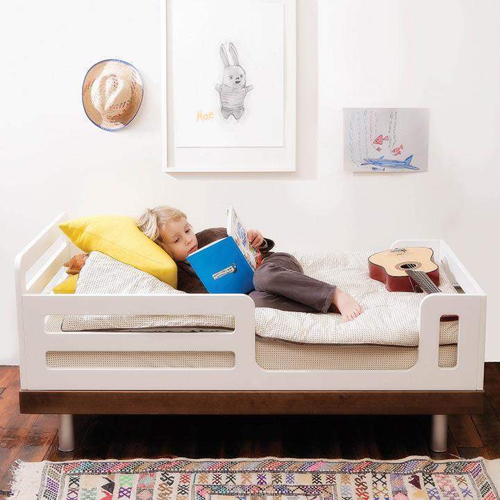 Classic Toddler Bed by Oeuf
